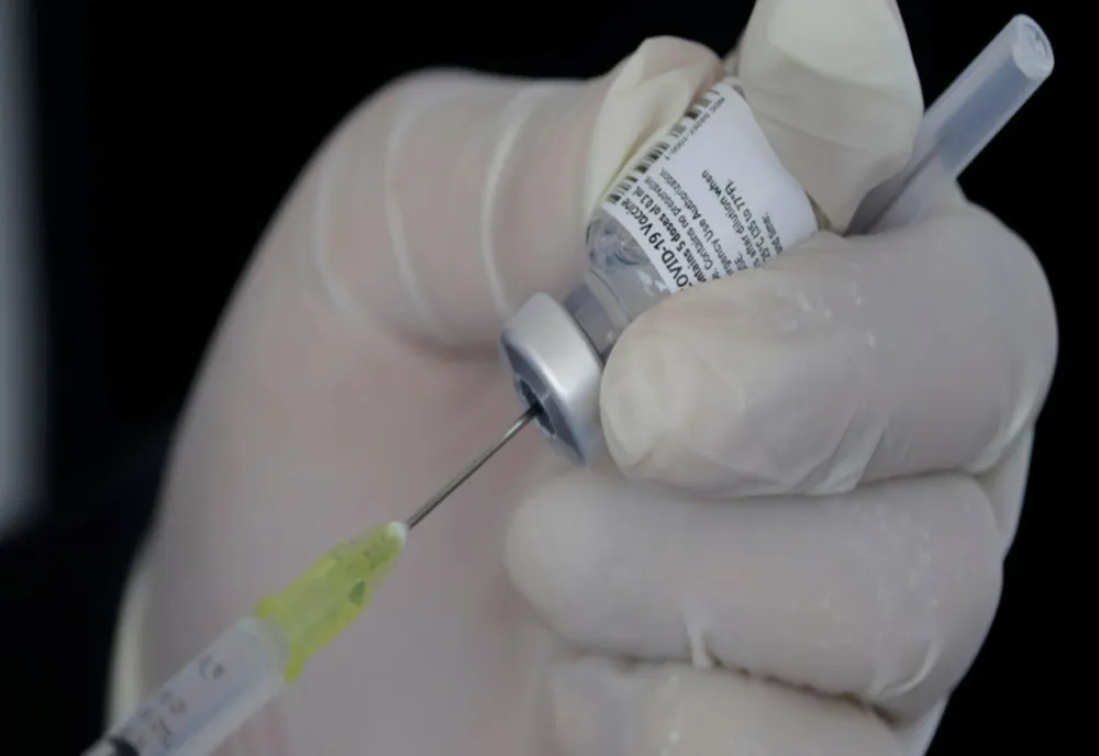 Situație șocantă! O femeie decedată a fost amendată de autorități cu 100 de euro pentru că nu s-a vaccinat anti-COVID