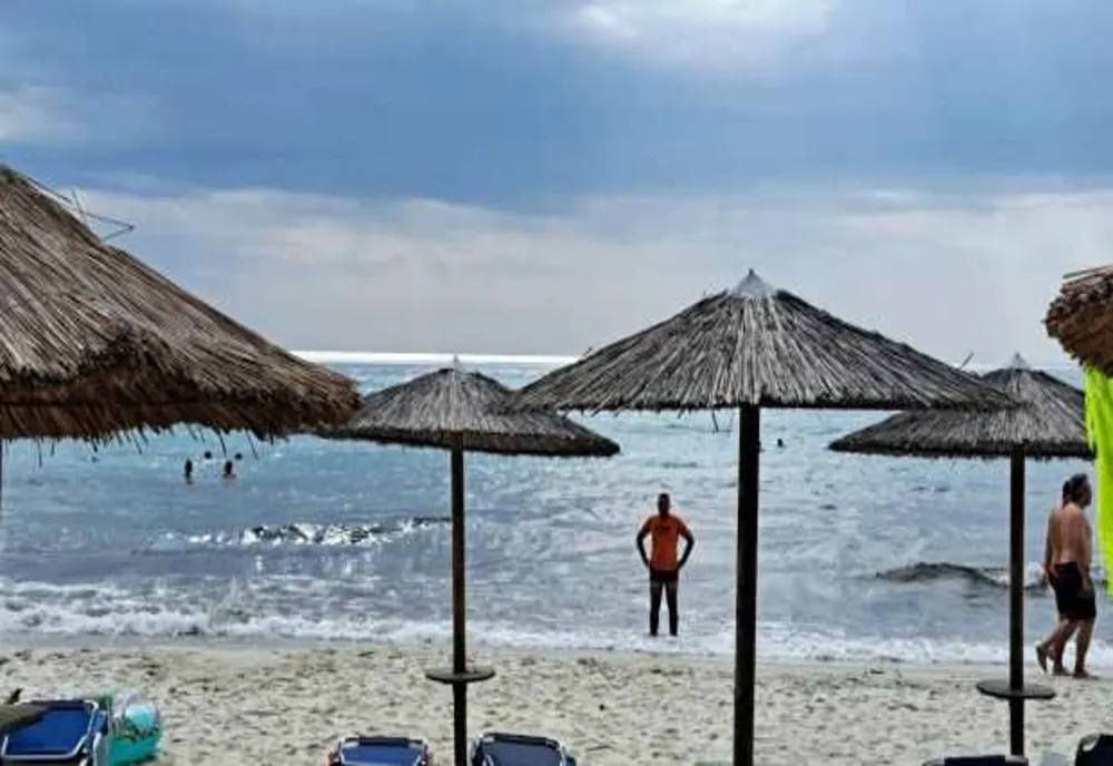 PREŢUL MEDIU AL UNUI SEJUR LA MARE, DE SFÂNTA MARIA, SE RIDICĂ LA 906 LEI