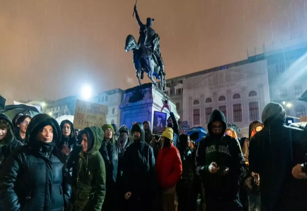 MITING ÎN PIAȚA UNIVERSITĂȚII. NUMĂRUL PARTICIPANȚILOR AR PUTEA AJUNGE LA 5.000