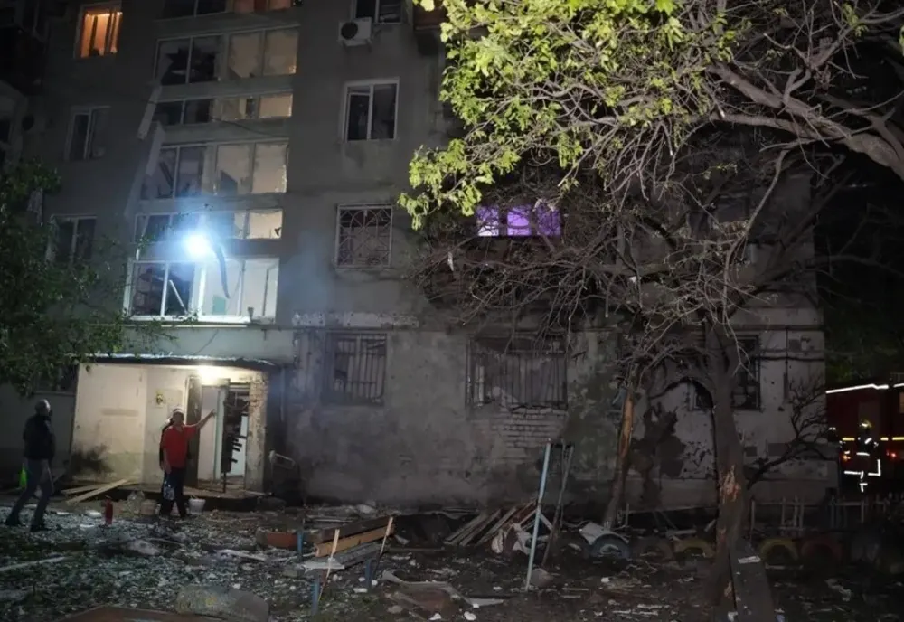 Zonă rezidențială din Odesa, lovită de drone rusești în miez de noapte