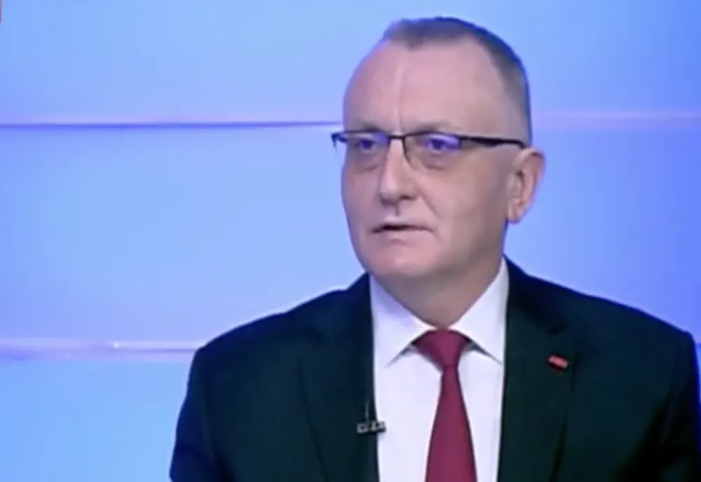 Cum vor recupera elevii cele 2 săptămâni de vacanţă. Anunțul lui Sorin Cîmpeanu