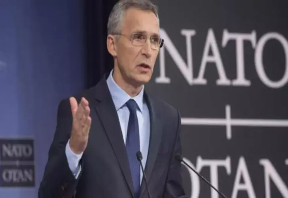 Jens Stoltenberg: Rușii nu se retrag, se regrupează pentru alte atacuri