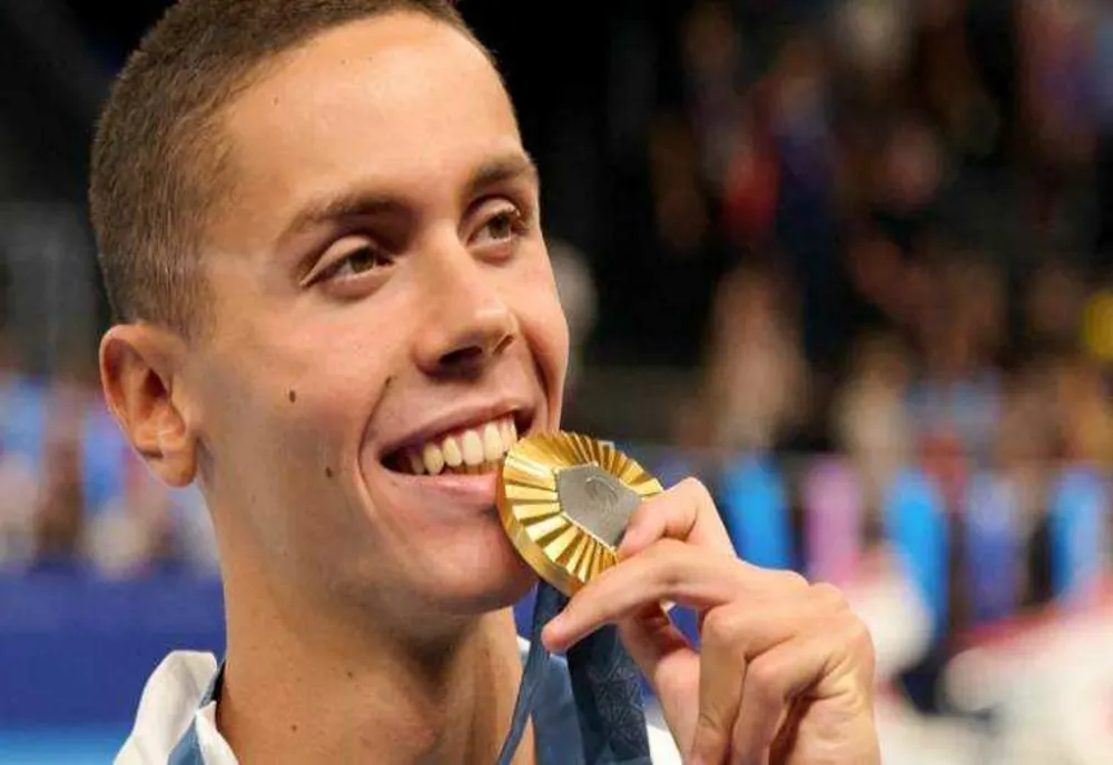 ÎNOT: DAVID POPOVICI A CÂȘTIGAT MEDALIA DE AUR ÎN PROBA DE 200 M LIBER, LA CAMPIONATELE MONDIALE