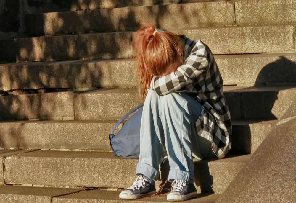 Semnal de alarmă pentru părinți. Unul din șapte copii are probleme psihice. Situația fetelor din România este îngrijorătoare