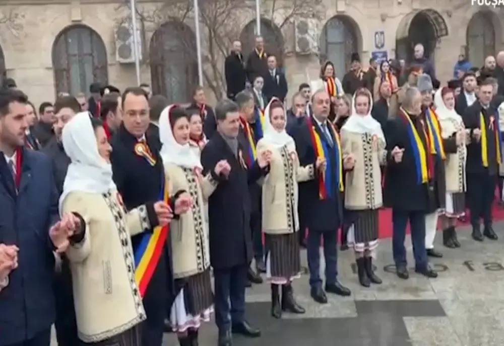 EȘEC total de Ziua Unirii Principatelor Române. Nicușor Dan, huiduit copios la Iași și Focșani VIDEO