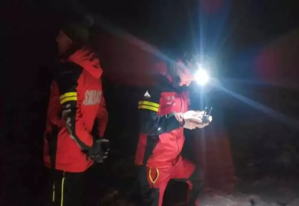 Sfârșit tragic pentru un bărbat de 59 de ani după ce a căzut într-o prăpastie